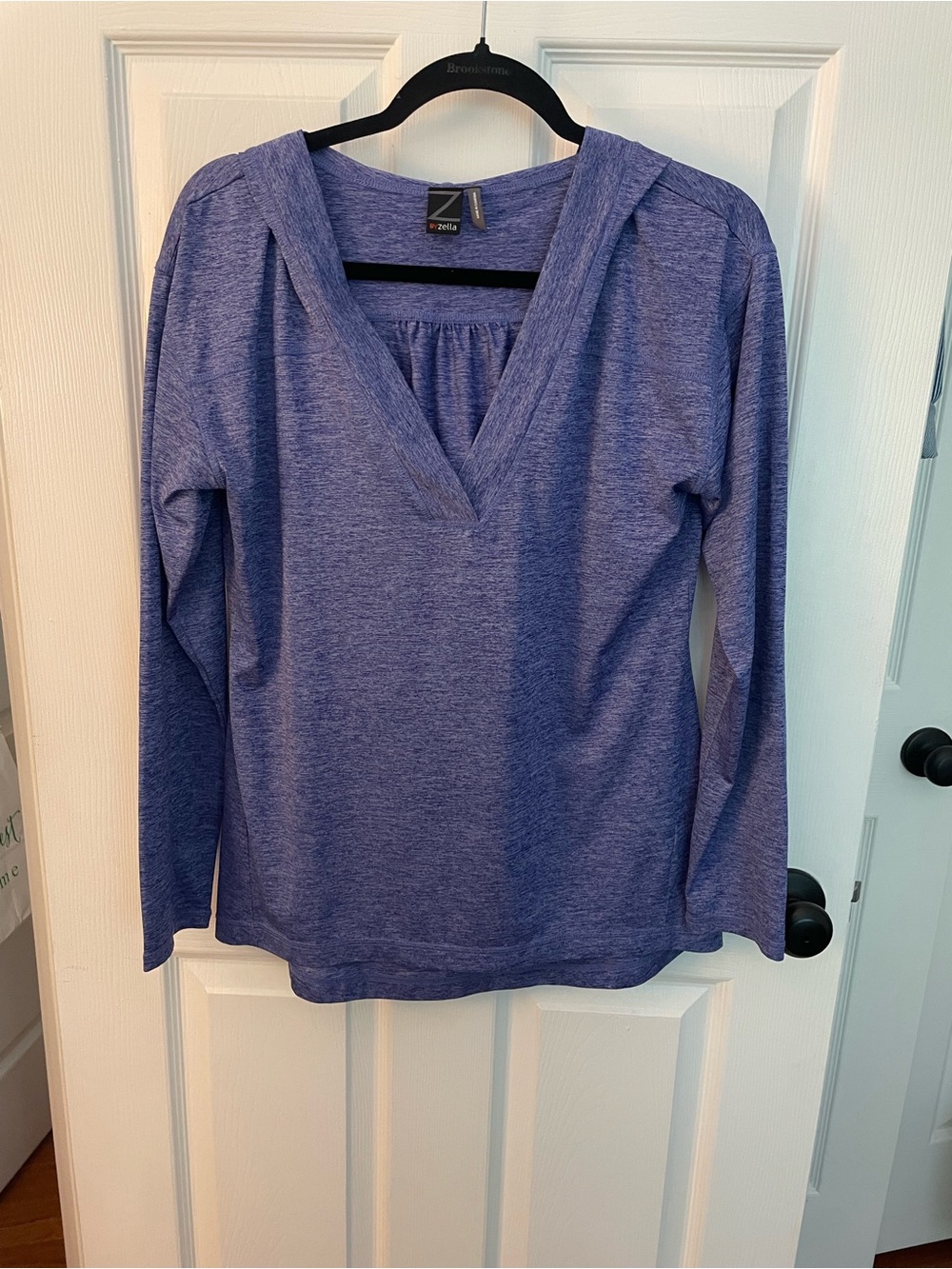 Zella Women's Blue V-Neck Long Sleeve Top